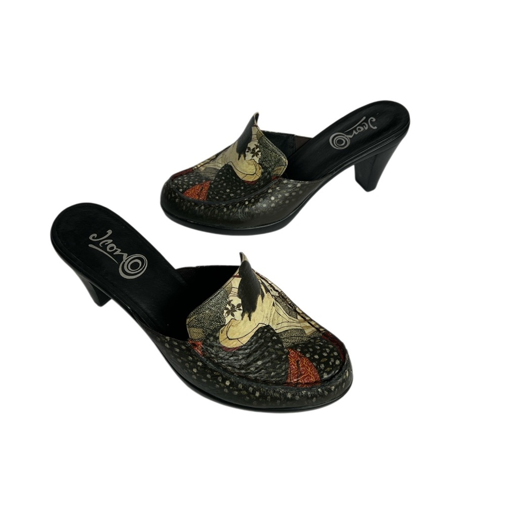 Icon Wearable Art Miles Japanese Corporate Goth Black Red Ivory Gold Women’s 9M